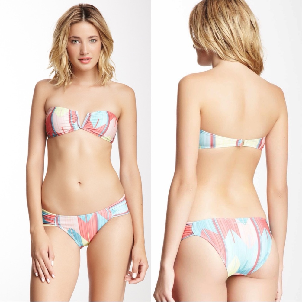 O'Neill - 2 Piece set Escape V-Wire Bandeau Top  M